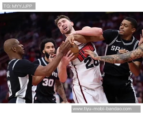 马刺季前赛全胜福克斯因伤缺席球队依然表现出色